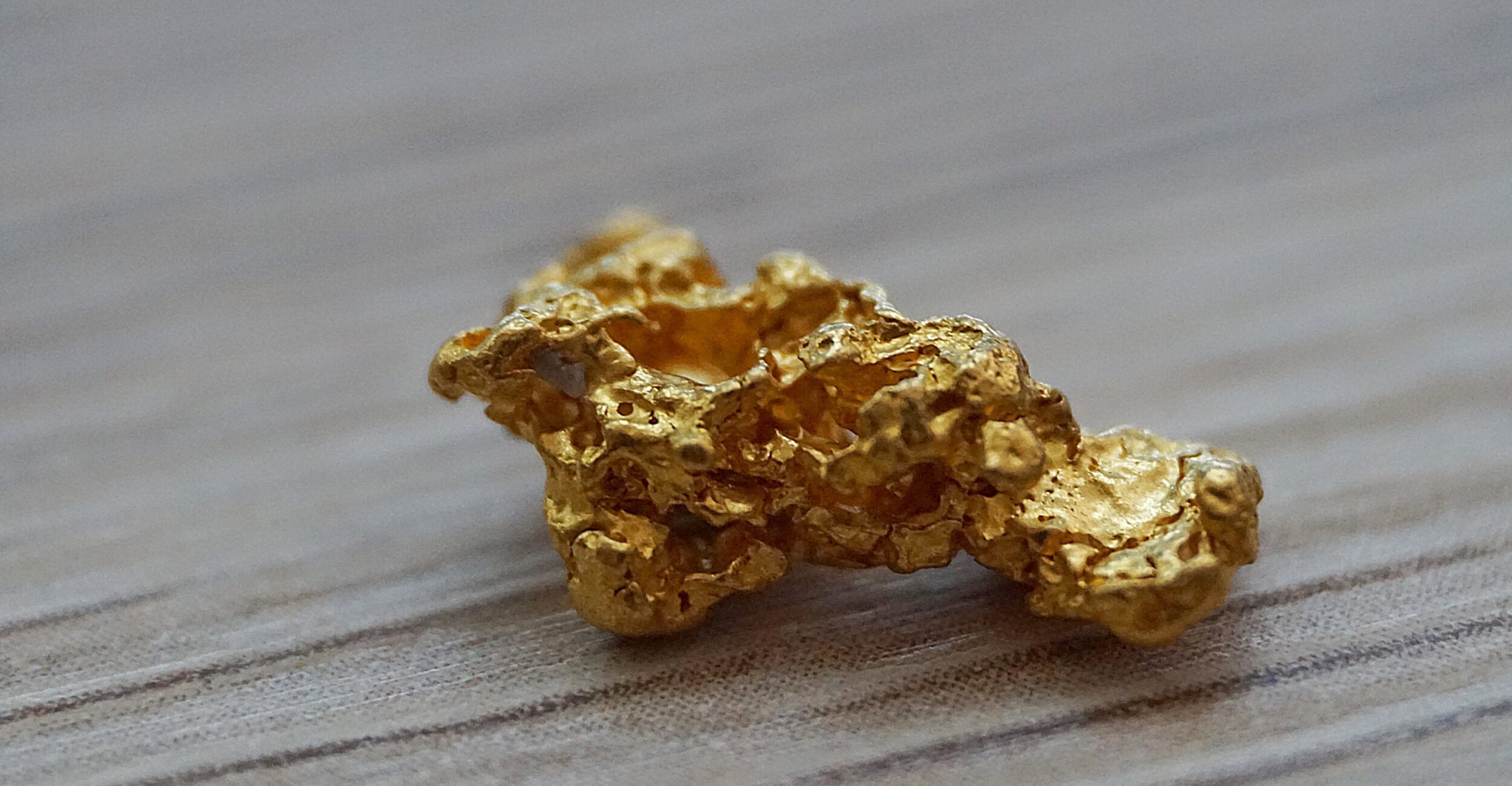 gold-nugget-2269846